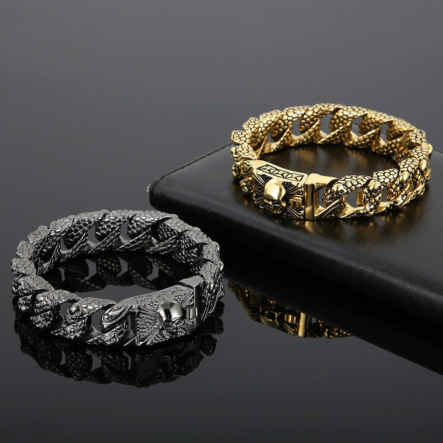 Gothic Skull Curb Chain Bracelets by RiderOut™