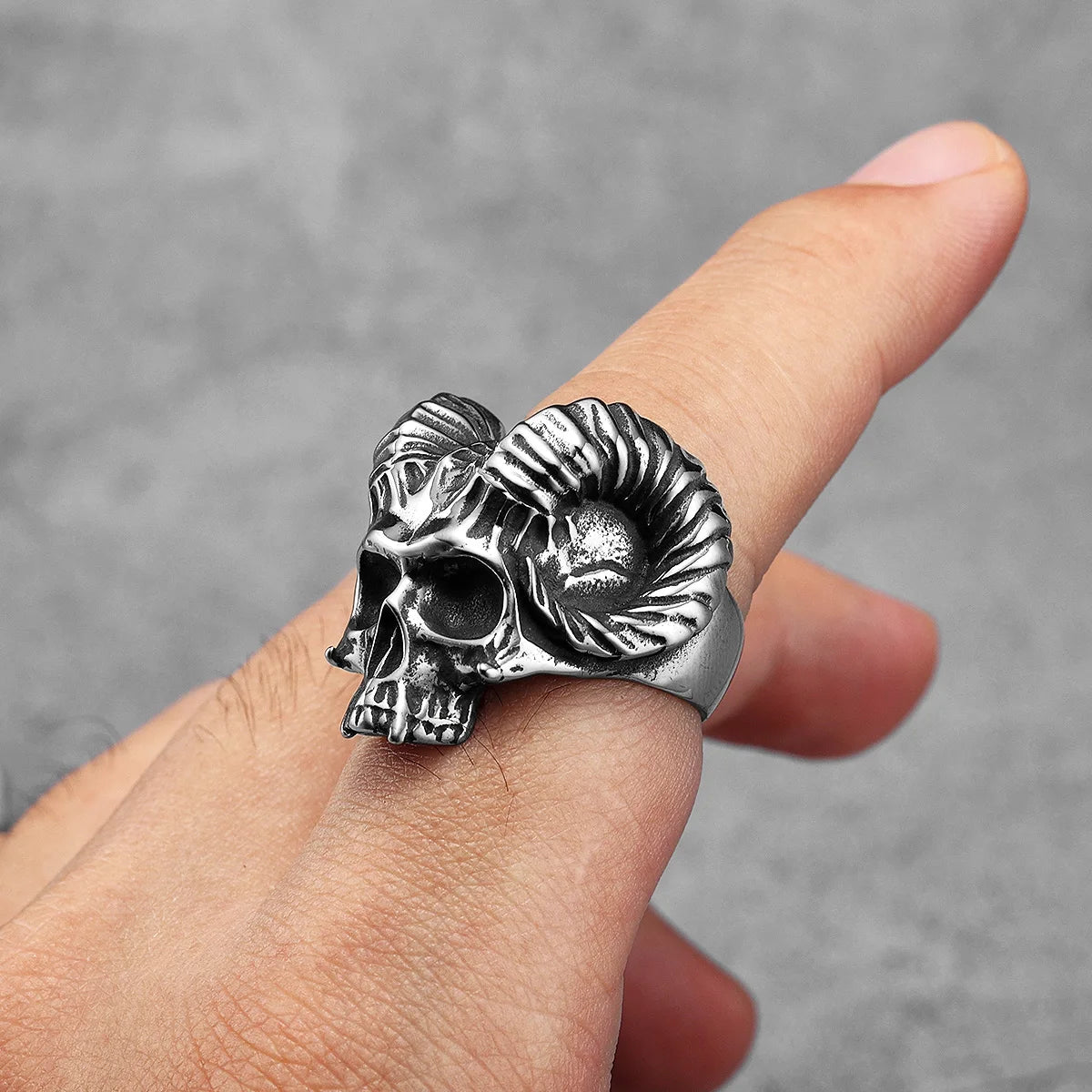 Gothic Satan Skull Ring by RiderOut™